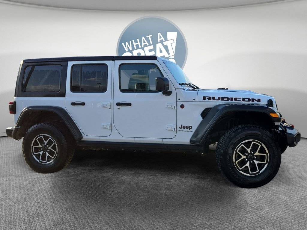 Used 2024 Jeep Wrangler Unlimited Rubicon image 2
