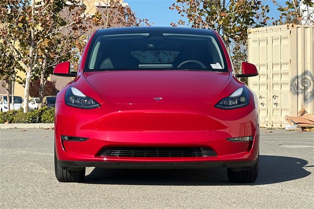 Used 2023 Tesla Model Y Performance image 9