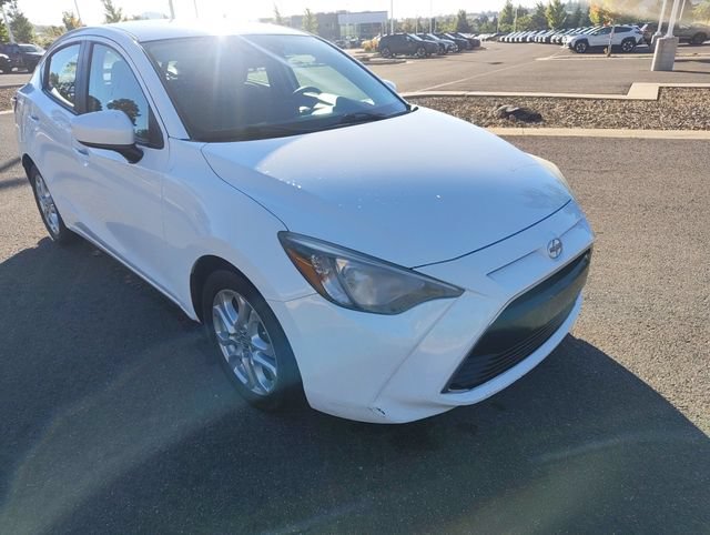 Used 2016 Scion iA FWD image 1