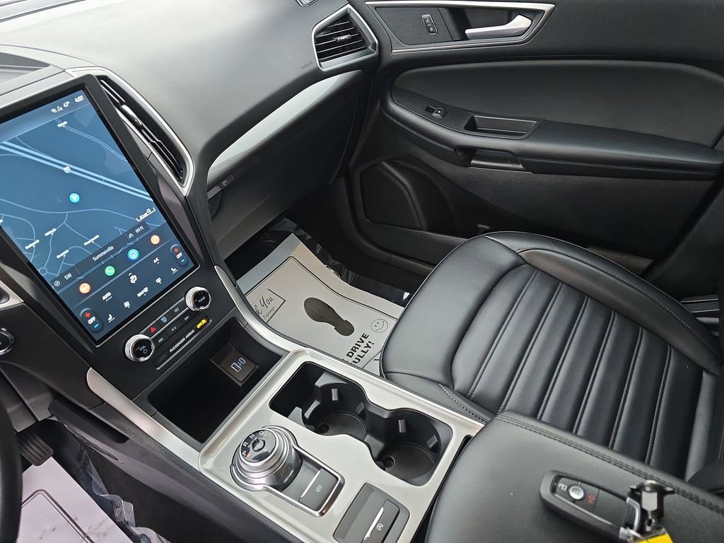 Used 2024 Ford Edge SEL image 29