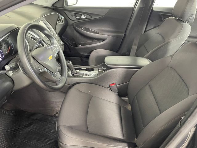 Used 2017 Chevrolet Malibu LS image 2