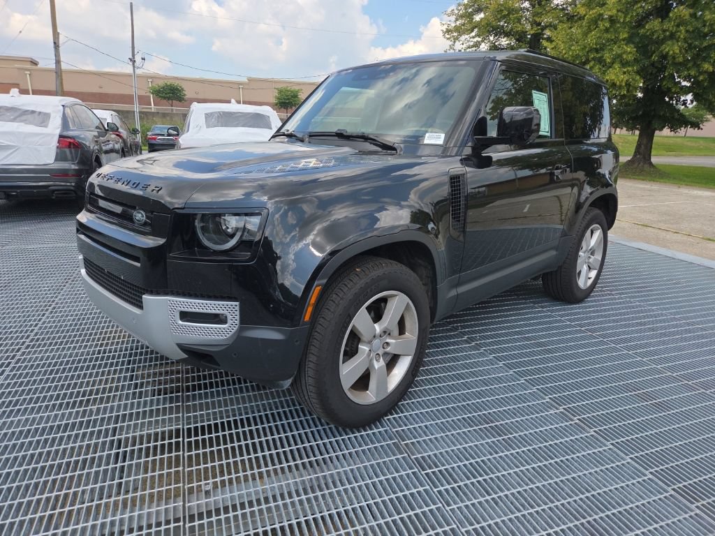 Used 2025 Land Rover Defender 90 S AWD/4WD video 1