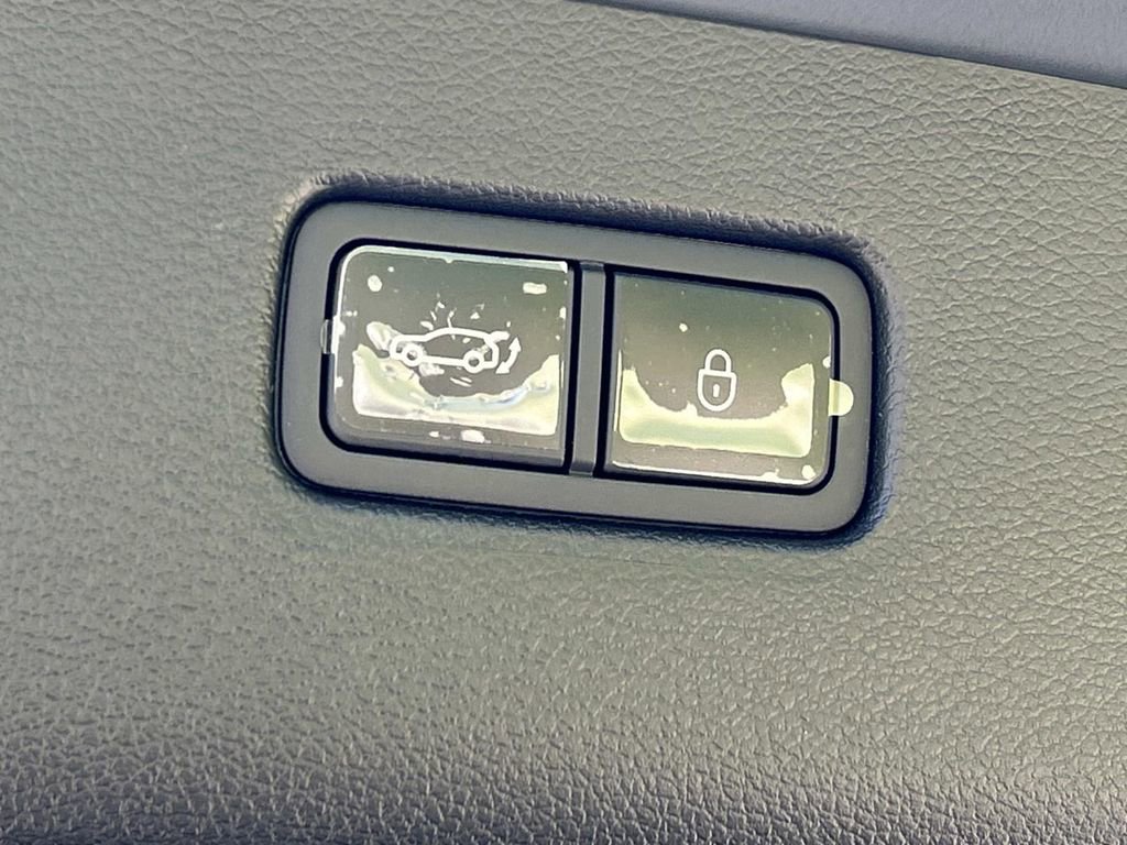 Used 2025 Genesis GV80 2.5T Standard image 14