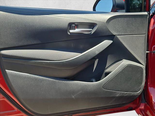 Used 2020 Toyota Corolla LE FWD image 10