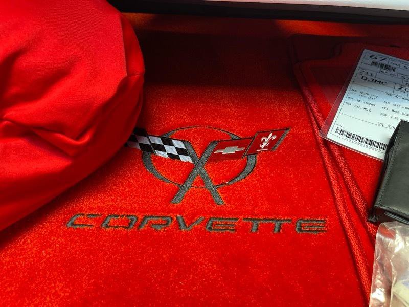 Used 2001 Chevrolet Corvette Convertible RWD image 48
