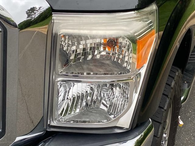Used 2015 Ford F250 Lariat w/ Lariat Interior Package AWD/4WD image 5