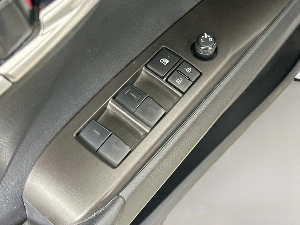 Used 2023 Toyota Camry SE FWD image 20