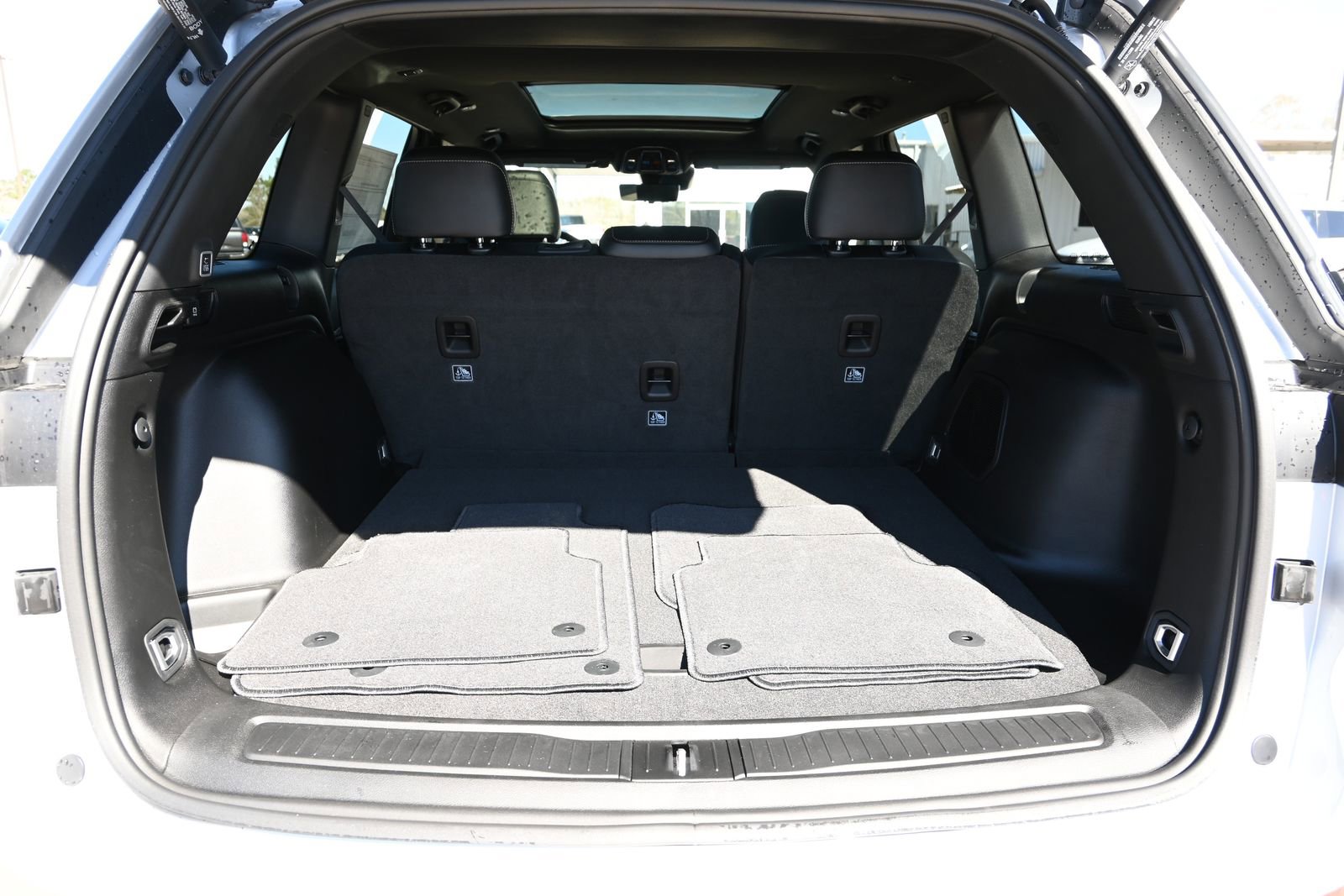 New 2026 Jeep Grand Cherokee Limited image 26