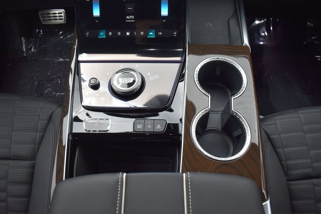 New 2026 Cadillac Escalade ESV Platinum Sport w/ LPO, ONYX Package AWD/4WD image 21