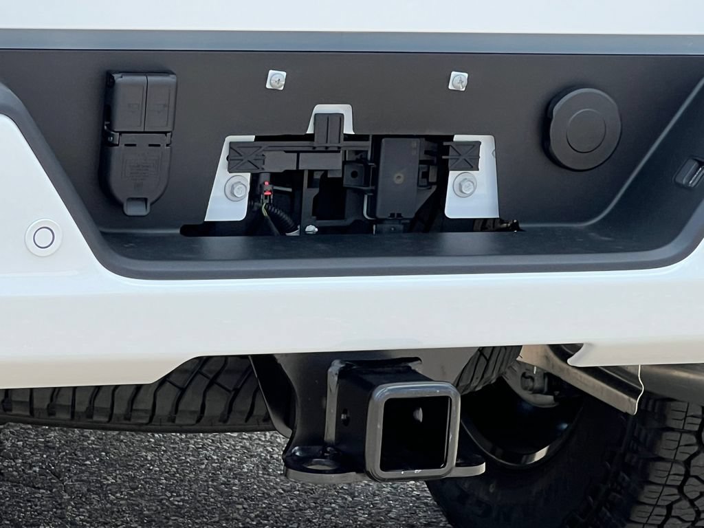 New 2026 GMC Sierra 2500 AT4 w/ AT4 Premium Plus Package AWD/4WD image 9