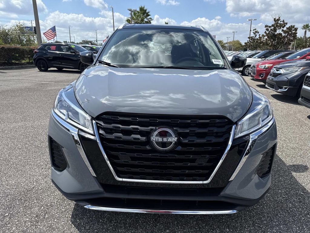 Certified 2023 Nissan Kicks SV image 9
