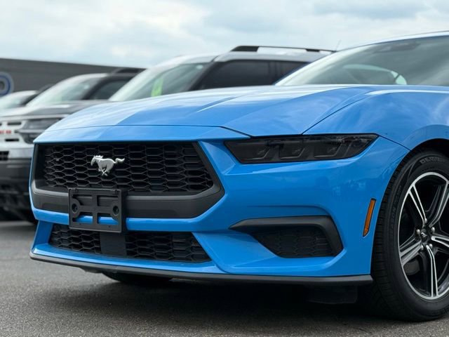 Used 2025 Ford Mustang Premium RWD image 43