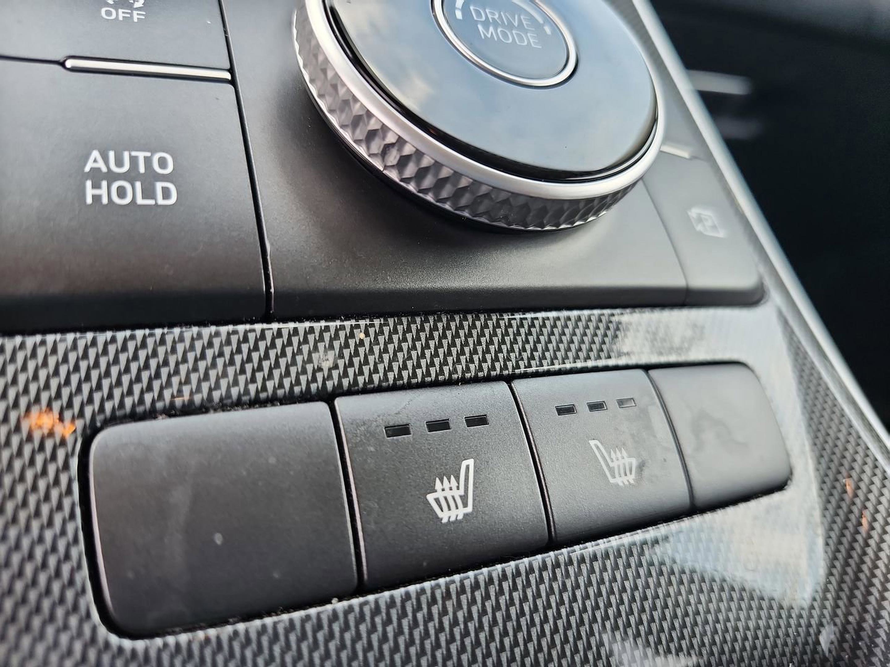 Certified 2022 Hyundai Santa Fe SEL w/ Convenience Package image 25