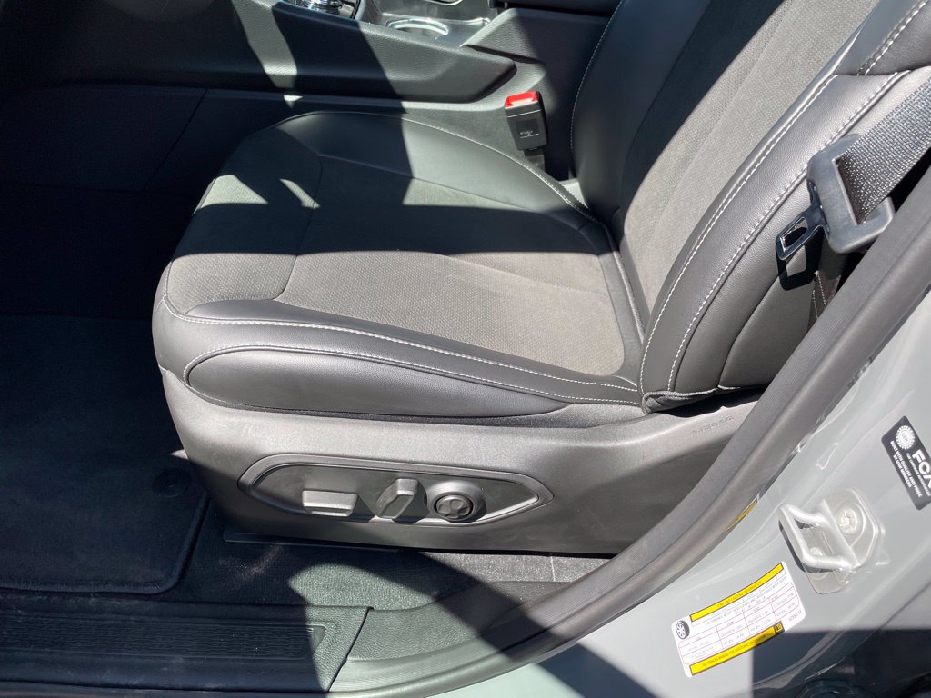 New 2027 Jeep Grand Cherokee Altitude AWD/4WD image 10