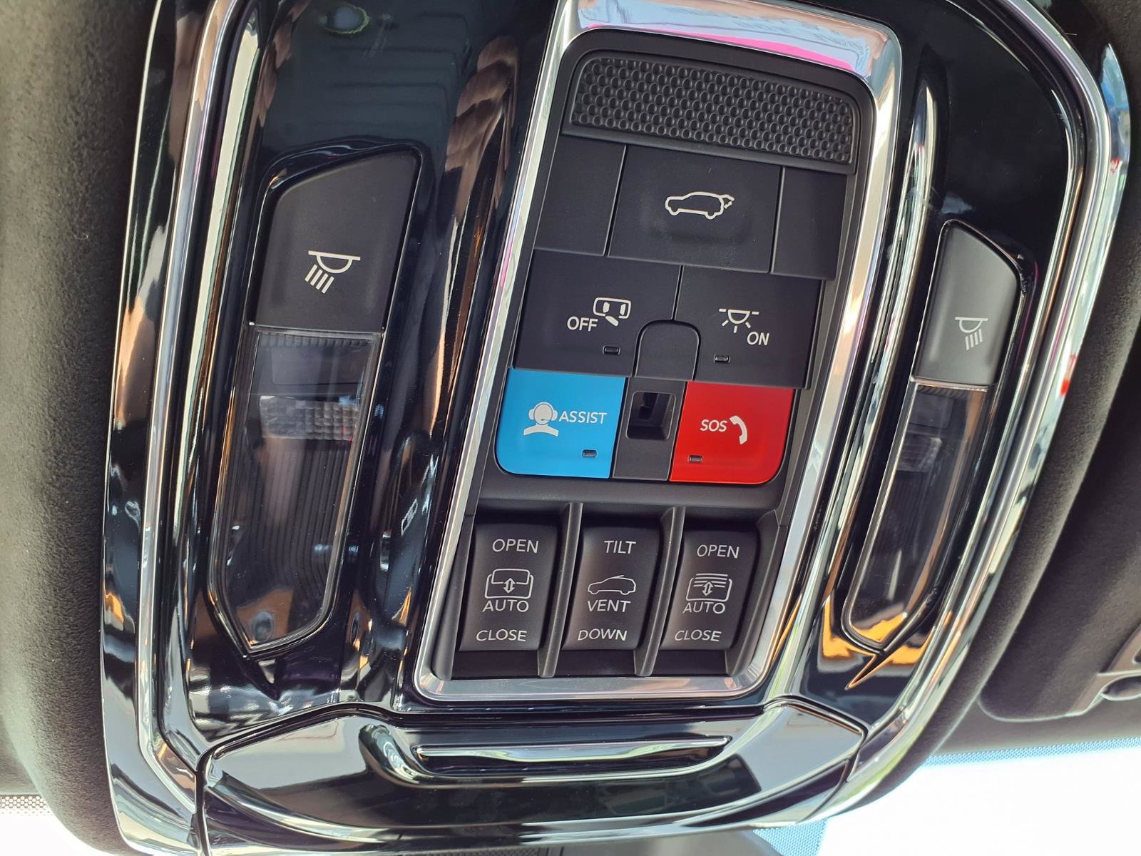 Used 2023 Jeep Grand Cherokee L Summit AWD/4WD image 19