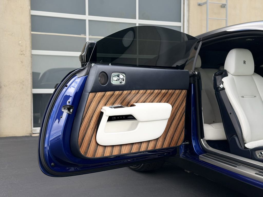 Used 2014 Rolls-Royce Wraith image 29