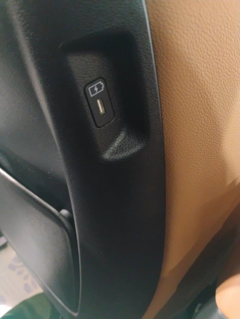 New 2026 Hyundai Santa Fe Limited image 24