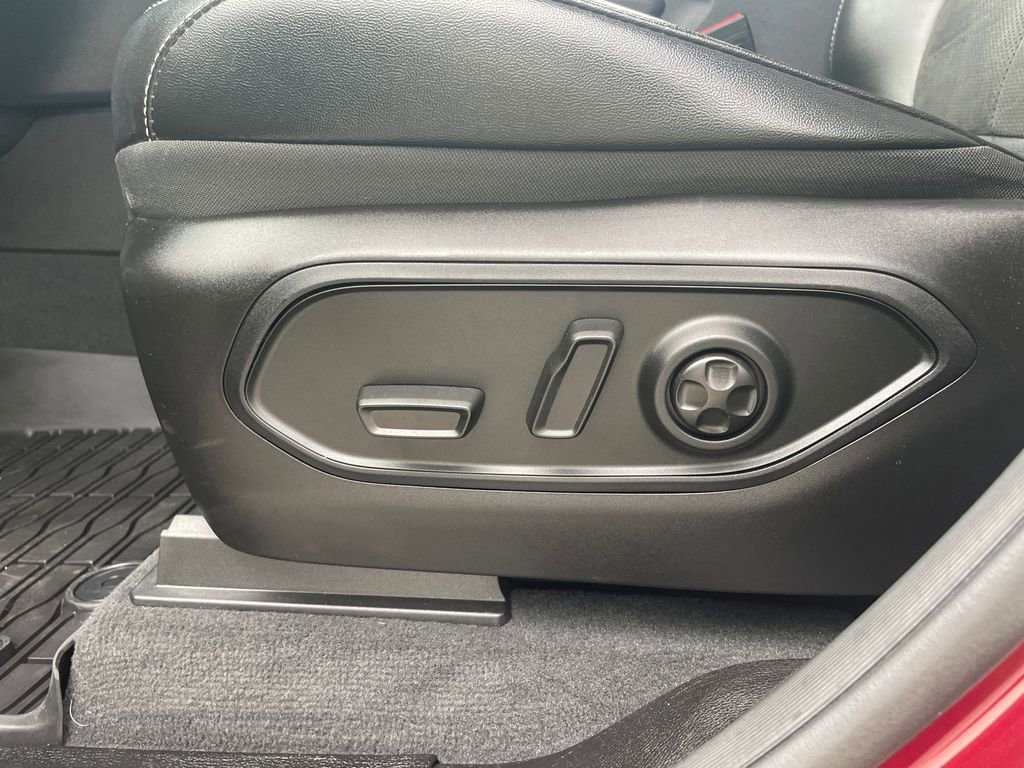 Used 2025 Jeep Grand Cherokee L Altitude w/ Trailer Tow Package image 35