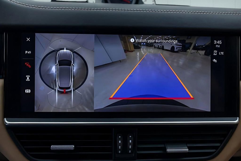 Used 2022 Porsche Cayenne Turbo image 38