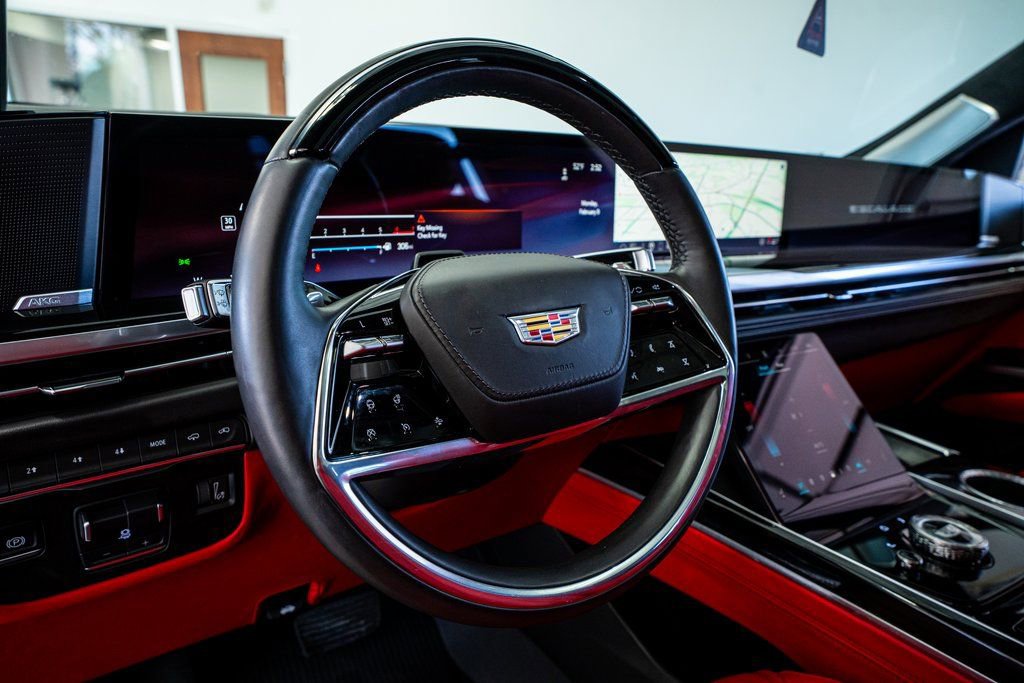 Used 2025 Cadillac Escalade Sport Platinum w/ LPO, Floor Liner Package image 35