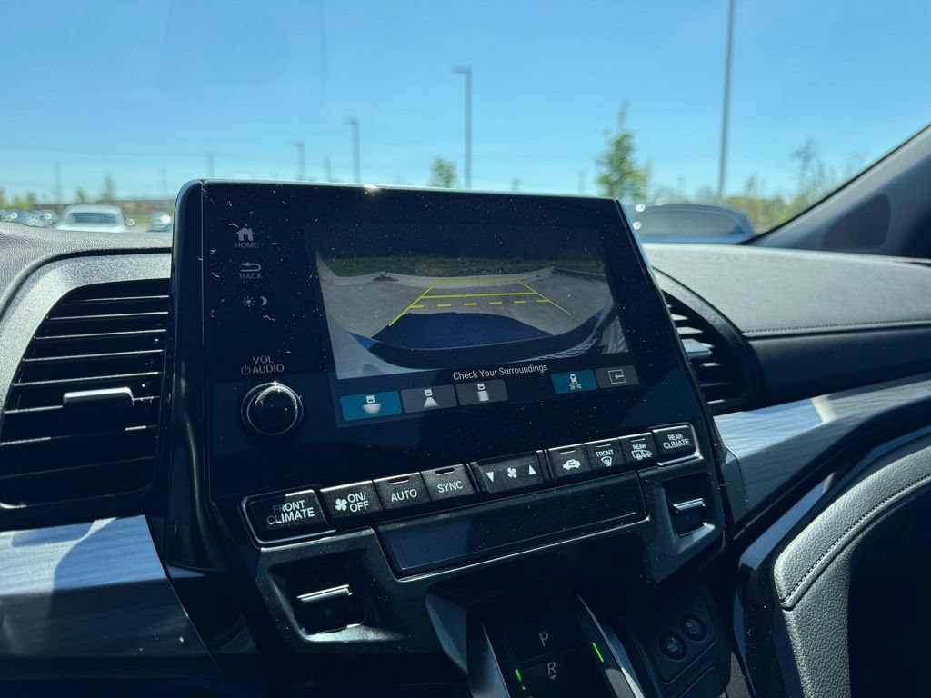 Used 2024 Honda Odyssey Elite image 11