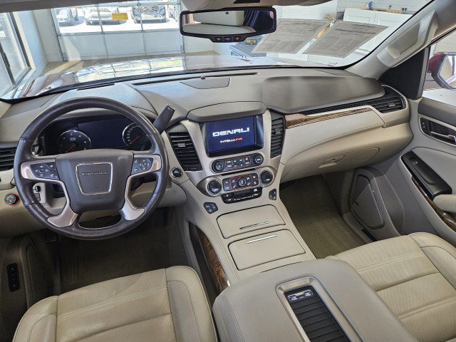 Used 2016 GMC Yukon Denali w/ Open Road Package AWD/4WD image 23