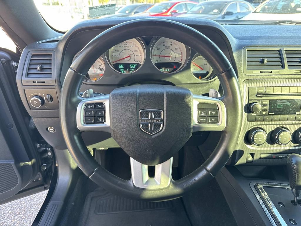 Used 2013 Dodge Challenger R/T image 22