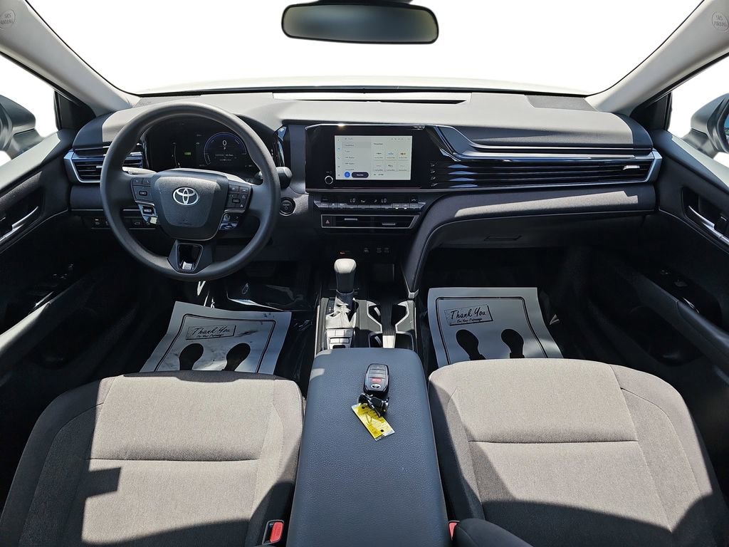 Used 2026 Toyota Camry LE FWD image 13