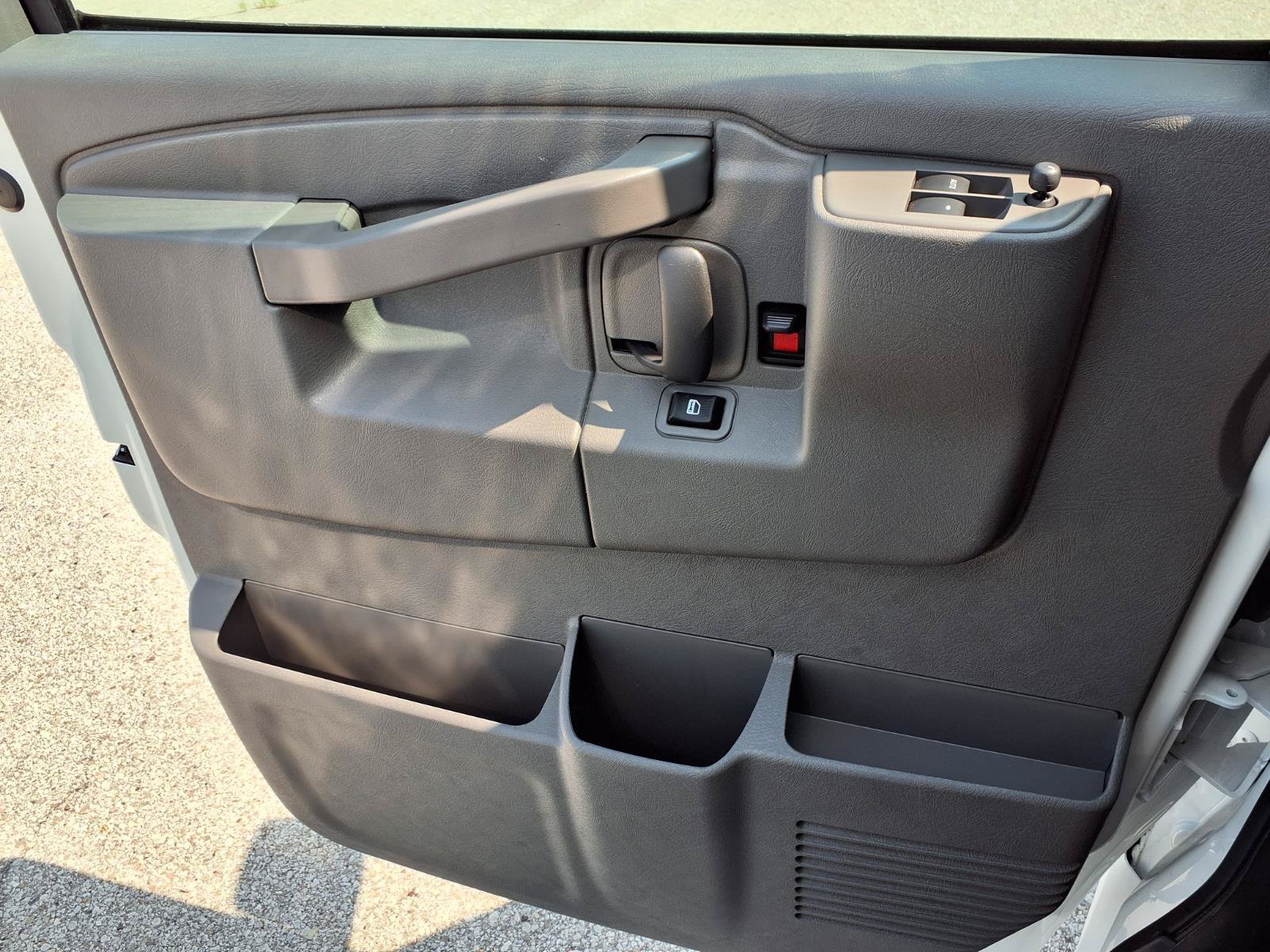 New 2026 GMC Savana 3500 w/ Power Convenience Package RWD image 14