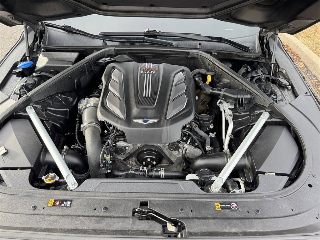 Used 2018 Genesis G90 3.3T Premium image 12