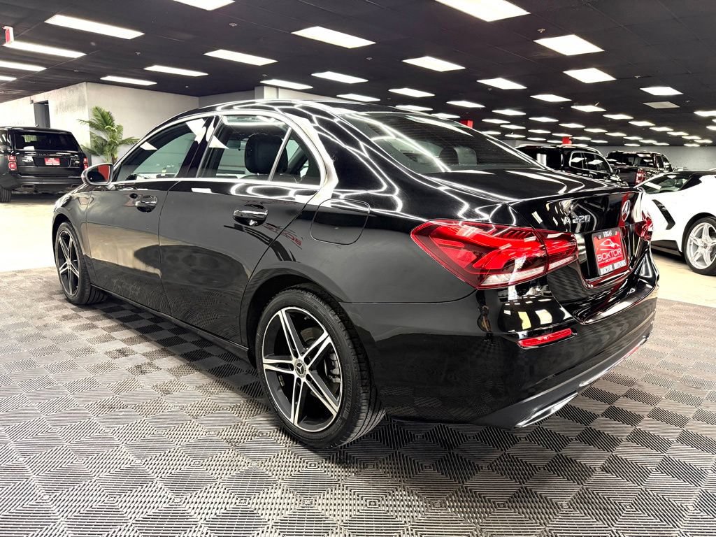 Used 2019 Mercedes-Benz A 220 image 11