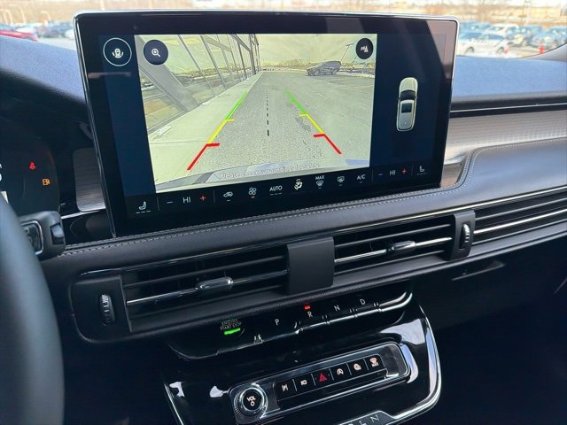 New 2026 Lincoln Corsair Premiere image 12