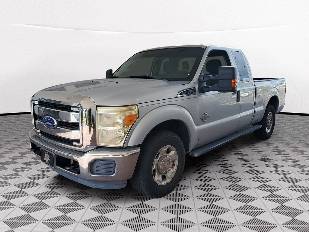 Used 2011 Ford F250 XLT w/ XLT Interior Pkg RWD image 3