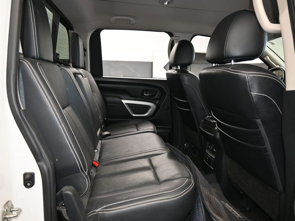 Used 2018 Nissan Titan PRO-4X w/ Pro-4x Convenience Package image 46