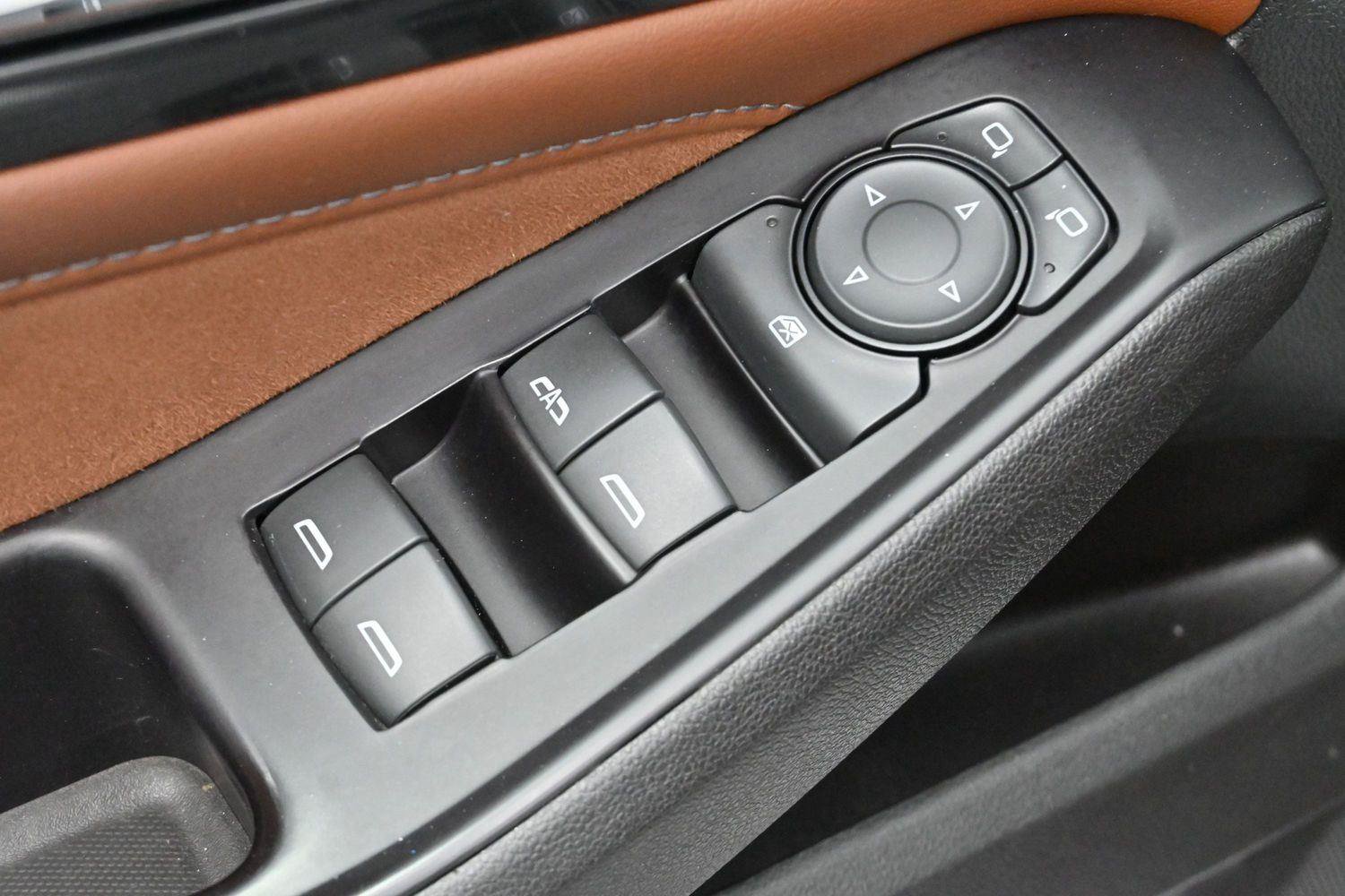 Used 2019 Chevrolet Traverse High Country w/ LPO, Floor Liner Package AWD/4WD image 15
