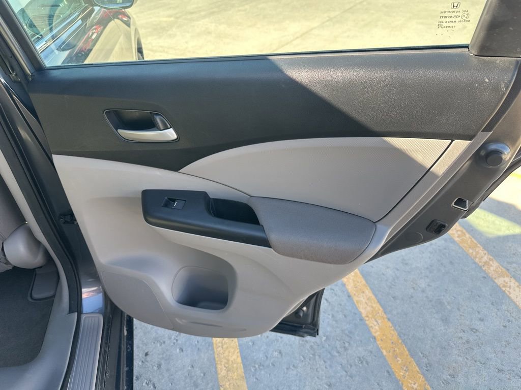 Used 2014 Honda CR-V LX image 32