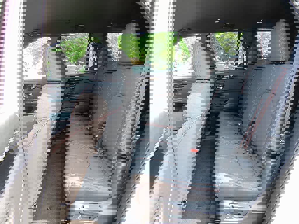 New 2025 Honda Pilot Sport image 13