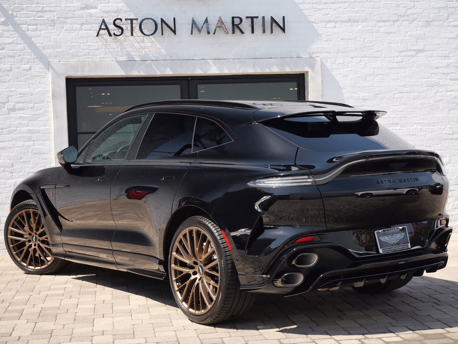 New 2026 Aston Martin DBX S AWD/4WD image 2