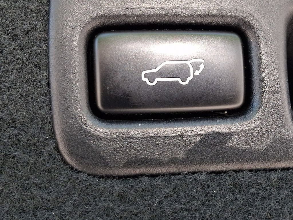 Used 2015 Lexus RX 450h AWD image 29