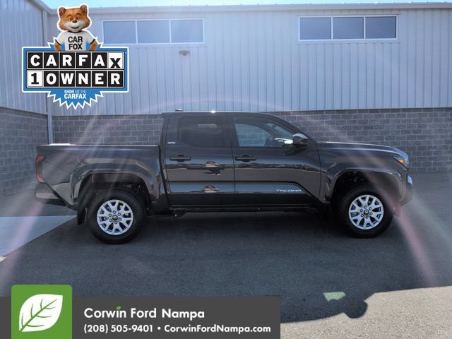 Used 2024 Toyota Tacoma SR5 AWD/4WD video 2
