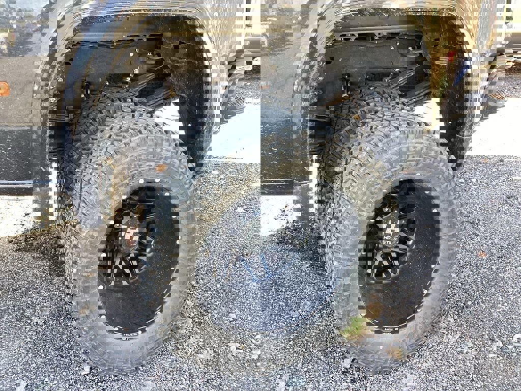 Used 2024 GMC Sierra 3500 Denali Ultimate image 10