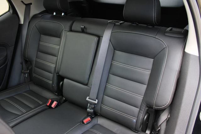 Used 2023 GMC Terrain Denali w/ Denali Premium Package AWD/4WD image 24
