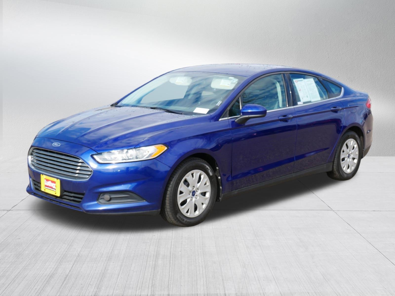 Used 2013 Ford Fusion S image 3