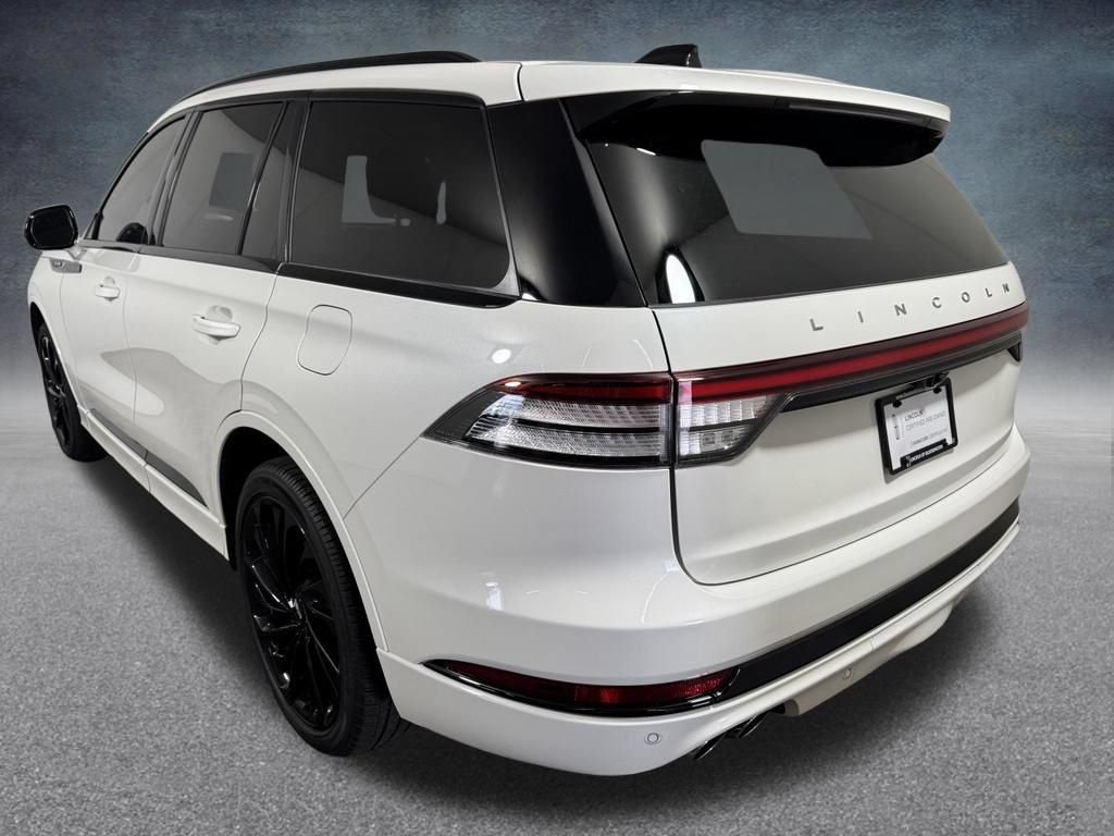Used 2025 Lincoln Aviator Reserve w/ Jet Appearance Package AWD/4WD image 4
