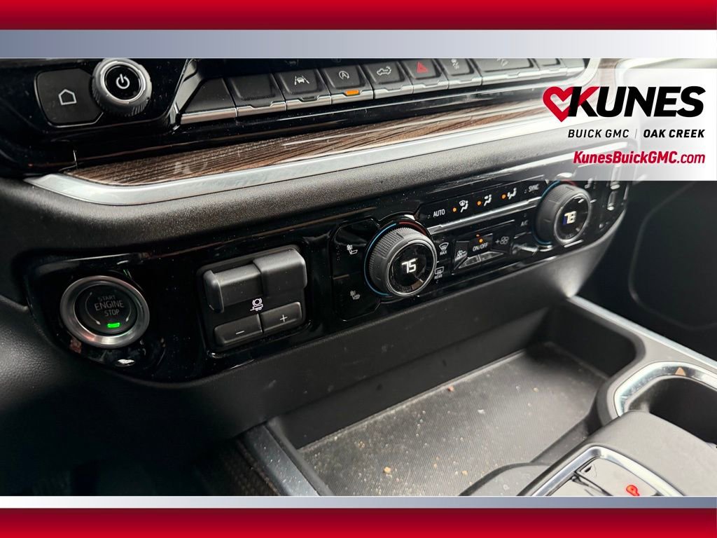 Used 2025 Chevrolet Silverado 1500 LT AWD/4WD image 14