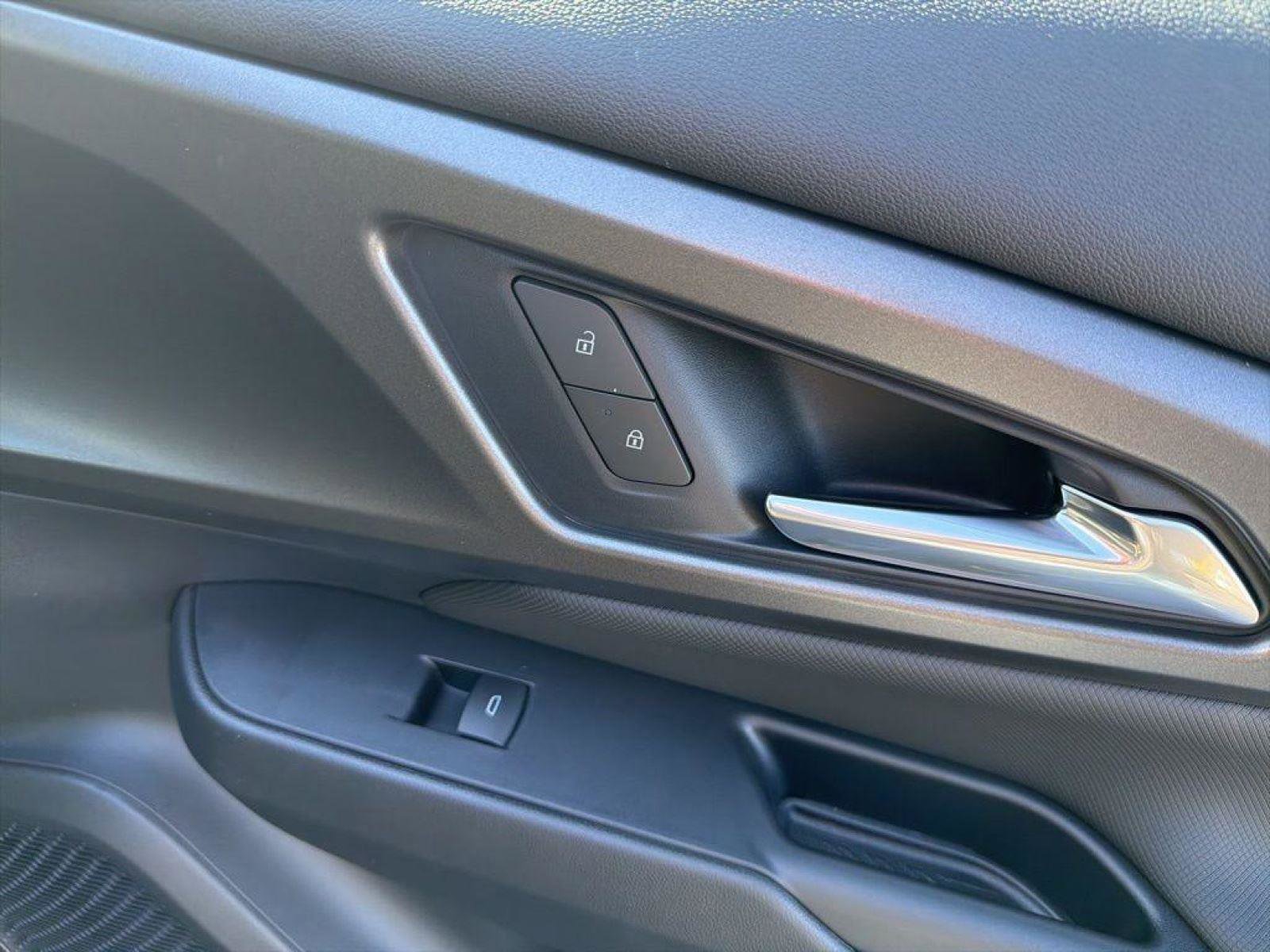New 2026 Chevrolet Equinox EV LT FWD image 24