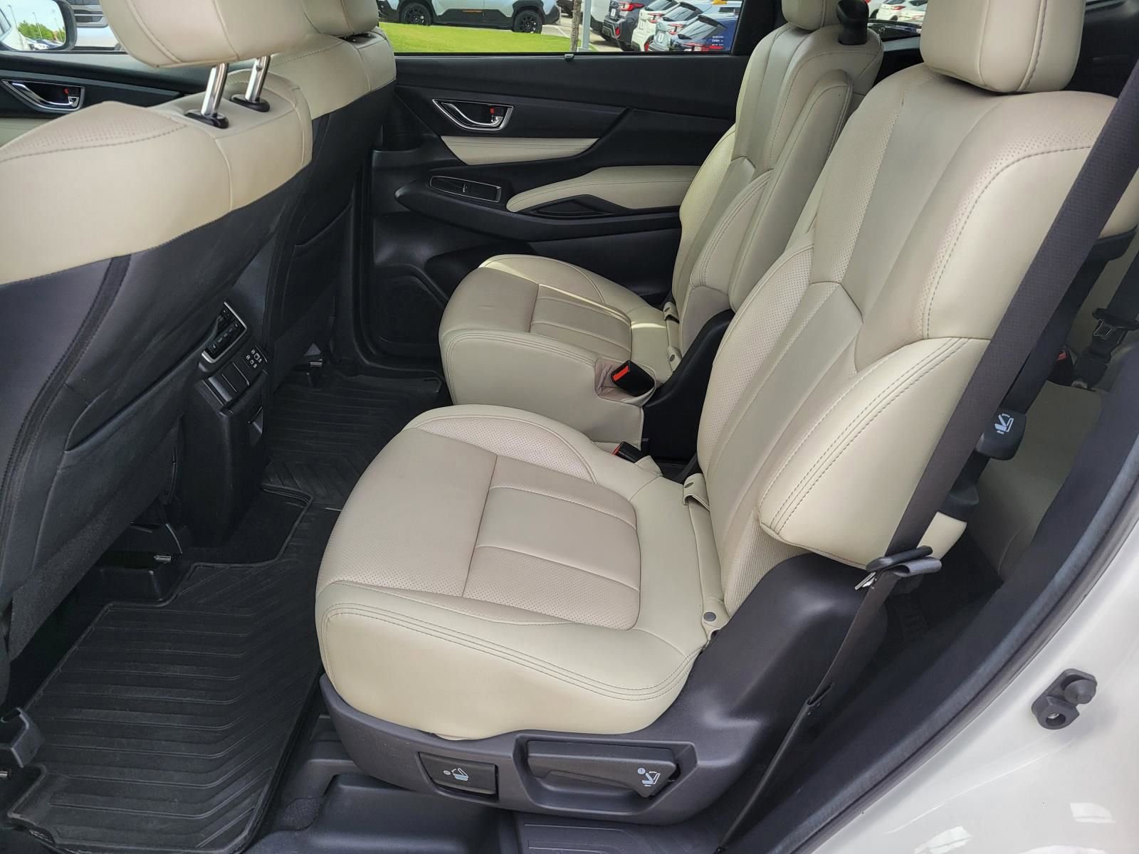 Used 2023 Subaru Ascent Limited w/ Popular Package #2A image 14