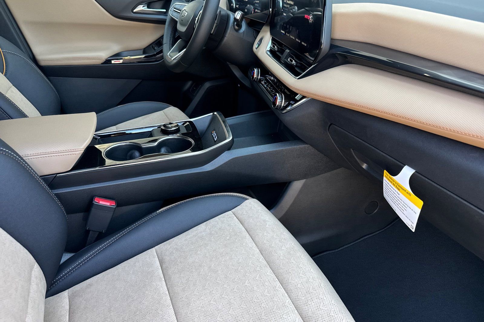 New 2026 Chevrolet Equinox ACTIV w/ Safety and Technology Package image 15