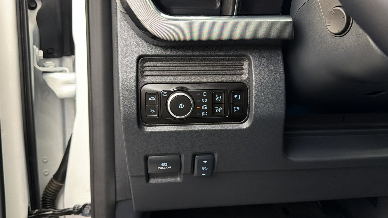 Used 2026 Ford F250 Platinum AWD/4WD image 24