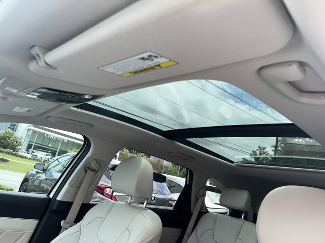 Used 2023 Kia Sorento SX Prestige w/ Panoramic Sunroof Package AWD/4WD image 10